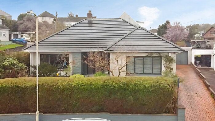3 Bedroom Bungalow For Sale In Chantal Avenue, Pen-Y-Fai, Bridgend, CF31