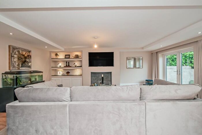 4 Bedroom Detached House For Sale In Pullan Drive, Eccleshill, Bradford, BD2