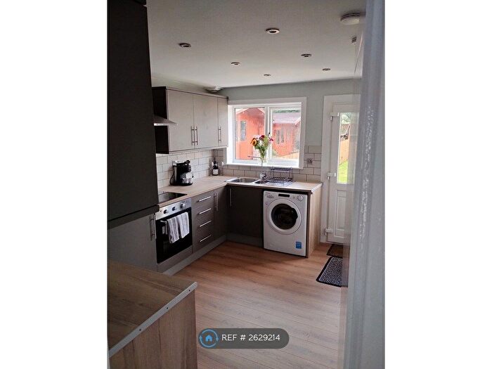 4 Bedroom Terraced House To Rent In Reform Street, Beith, KA15