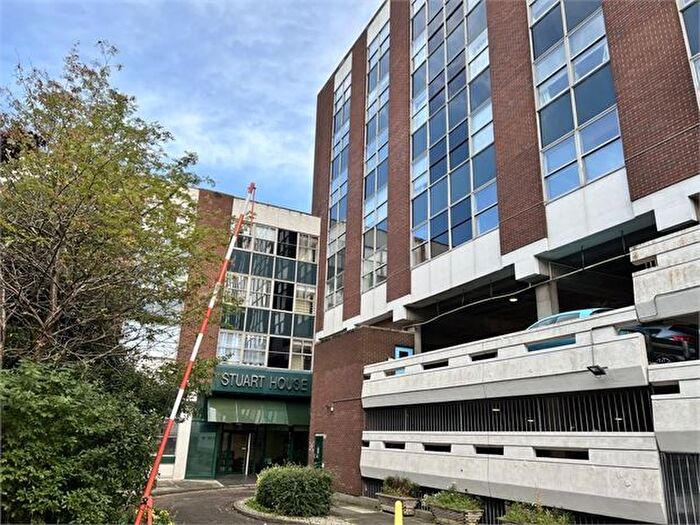 1 Bedroom Flat To Rent In Stuart House, Colchester, Essex., CO1