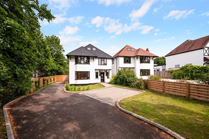 5 Bedroom Detached House To Rent In Nork Way, Banstead, SM7