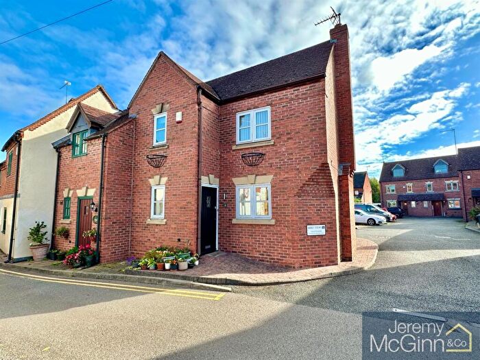 2 Bedroom Semi-Detached House For Sale In Abbey Mews, Alcester, B49