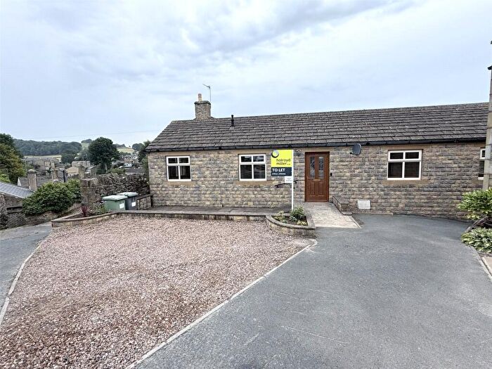 2 Bedroom Bungalow To Rent In School Hill, Kirkburton, Huddersfield, West Yorkshire, HD8