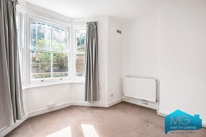 1 Bedroom Apartment To Rent In Church Lane, East Finchley, London, N2