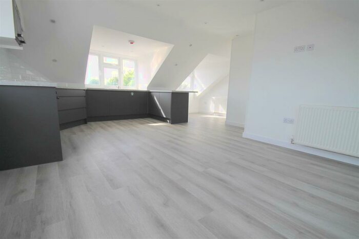 1 Bedroom Flat To Rent In Kingsway Avenue, Kingswood, Bristol, BS15