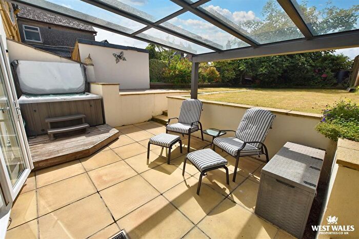 3 Bedroom Terraced House For Sale In Spring Gardens, Narberth, SA67