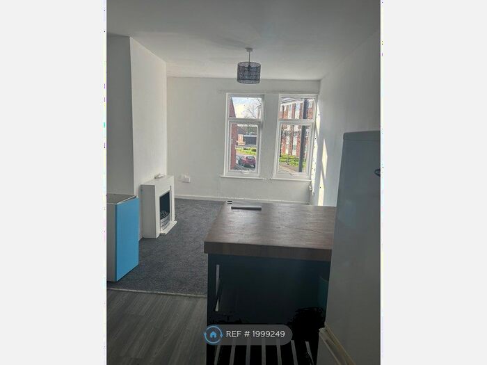 2 Bedroom Flat To Rent In Warrington Road, Prescot, L34