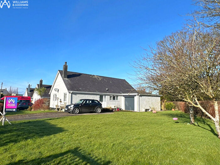 3 Bedroom Bungalow For Sale In Bro Dawel, Rhosgoch, Anglesey, LL66