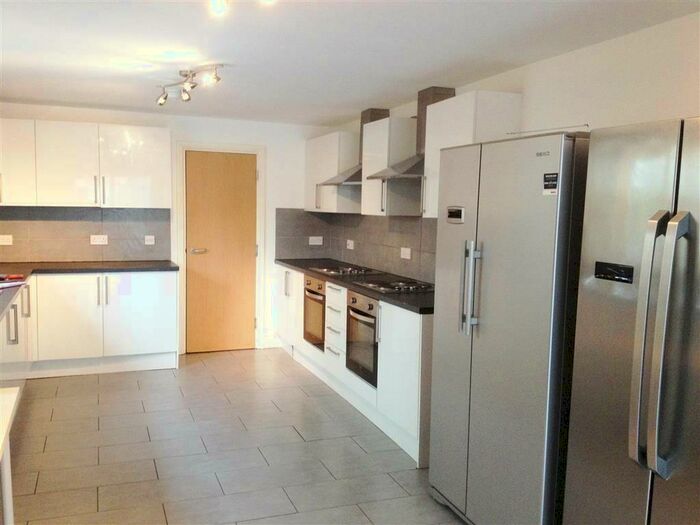 1 Bedroom House Of Multiple Occupation To Rent In Llanbleddian Gardens, Cardiff(City), CF24