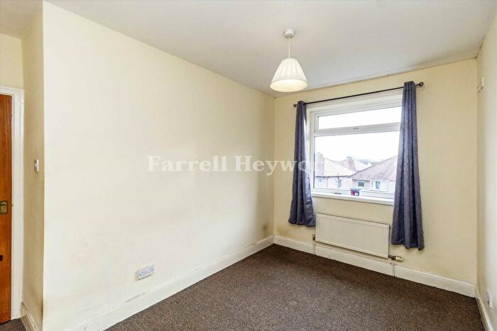 3 Bedroom Flat For Sale In Balmoral Road, Morecambe, LA4