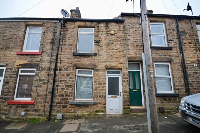3 Bedroom Detached House To Rent In Lydgate Lane, Sheffield, South Yorkshire, S10