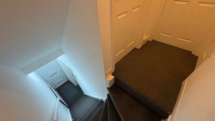 2 Bedroom End Of Terrace House To Rent In Rothay Road, Sheffield, S4