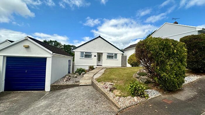 2 Bedroom Detached Bungalow For Sale In Valley View, Liskeard, PL14