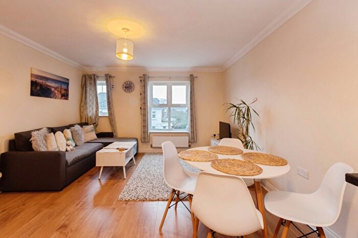 1 Bedroom Flat For Sale In Christchurch Road, Bournemouth, Dorset, BH7