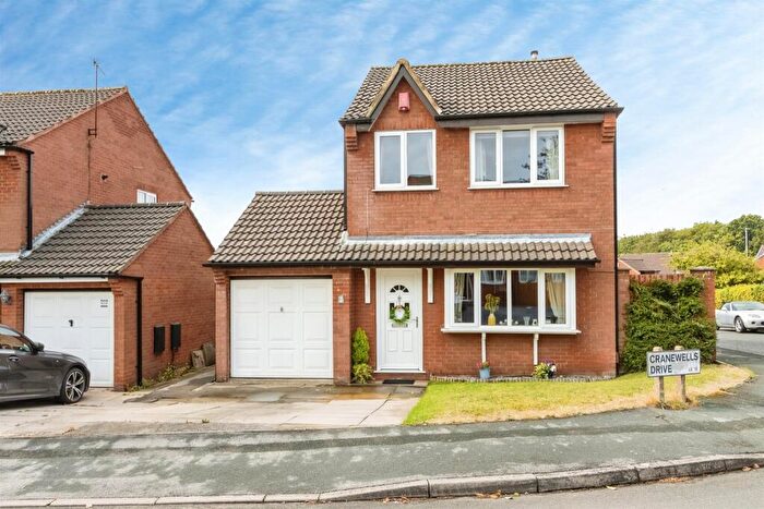 3 Bedroom Detached House For Sale In Cranewells Drive, Leeds, LS15