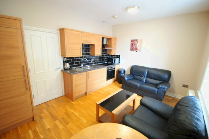 2 Bedroom Apartment To Rent In Clayton Street (Flat B), Newcastle Upon Tyne, NE1