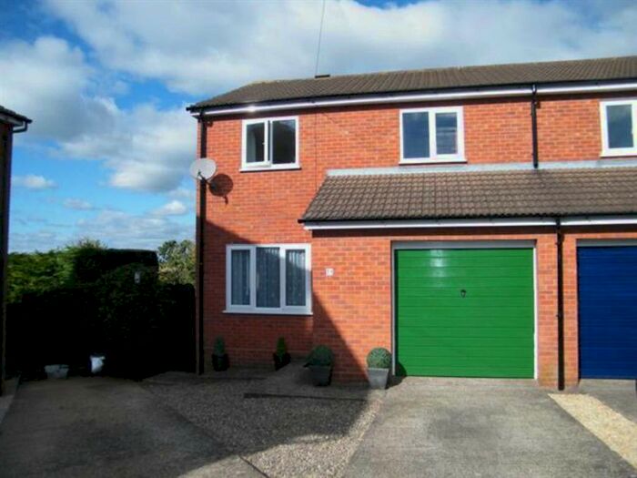 3 Bedroom Flat To Rent In Somerville Road, Worcester WR4