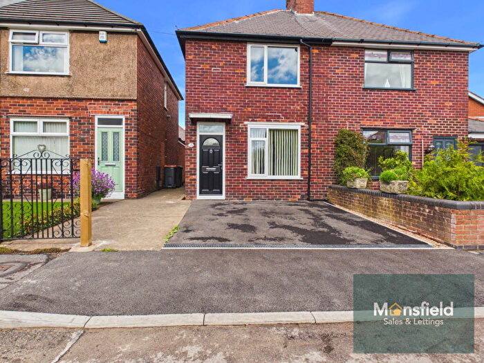 2 Bedroom Semi-Detached House For Sale In Ashmore Avenue, Sutton-in-ashfield, NG17