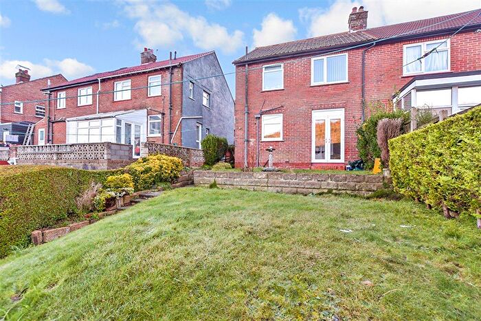 3 Bedroom Semi-detached House For Sale In Farthingloe Road, Dover, Kent, CT17