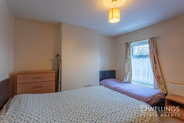 3 Bedroom Terraced House For Sale In Clarence Street, Burton-On-Trent, DE14