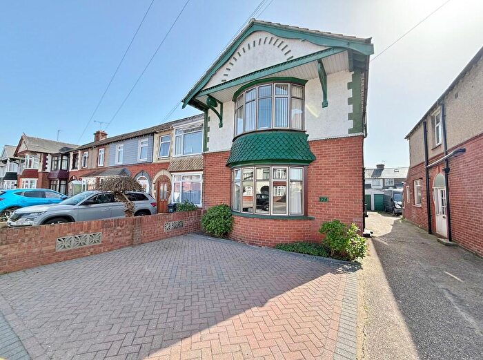 3 Bedroom End Of Terrace House For Sale In Hawthorn Crescent, Highbury, PO6