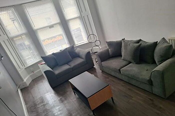 1 Bedroom Flat For Sale In , High Street, Flat -, Tenanted Investment, Dumbarton, G82