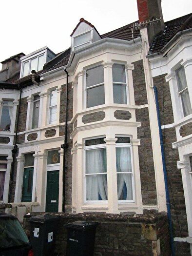 5 Bedroom House To Rent In Winsley Road – Ref, BS6