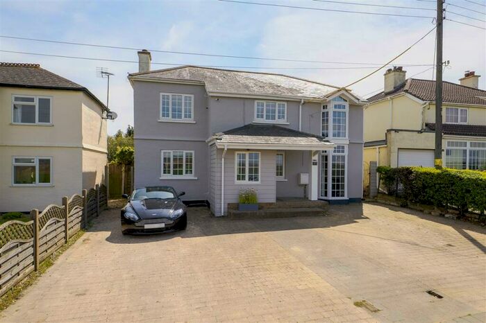 3 Bedroom Detached House For Sale In New House Lane, Canterbury, CT4