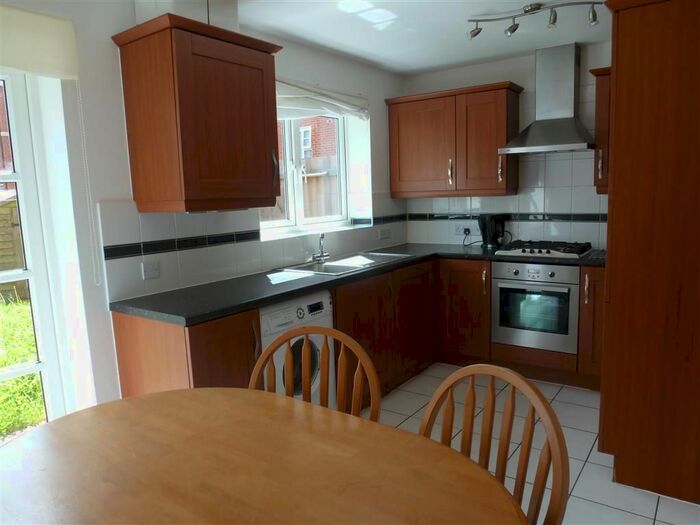 4 Bedroom Town House To Rent In City View, Erdington, Birmingham, B23