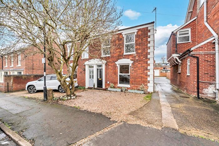 3 Bedroom Semi Detached House For Sale In Victoria Street, Bury St. Edmunds, IP33