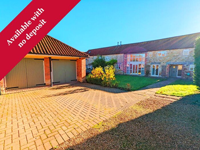 4 Bedroom Barn Conversion To Rent In Church Farm, Stroxton, NG33