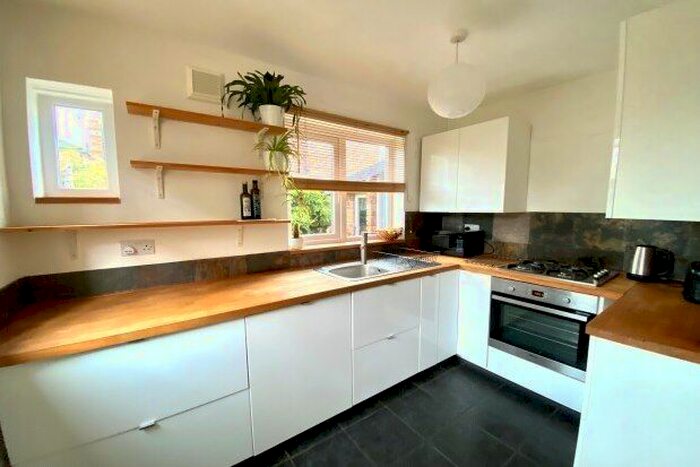 3 Bedroom Property To Rent In Doncaster Avenue, Manchester, M20