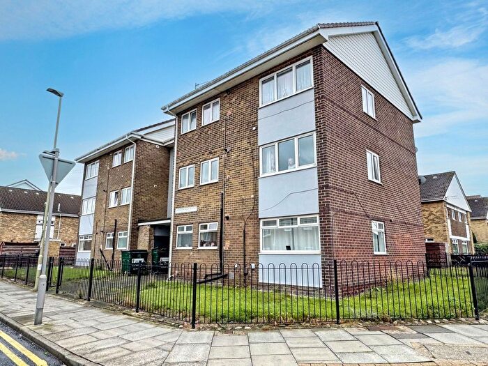 2 Bedroom Flat To Rent In Gainsborough Avenue, South Shields, NE34