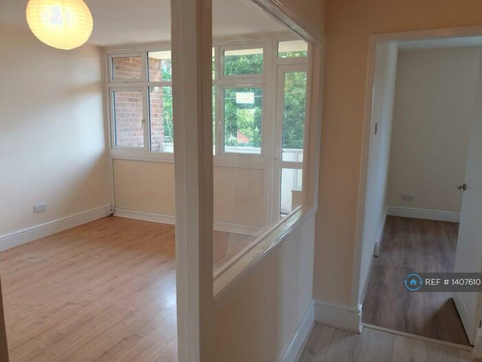 1 Bedroom Flat To Rent In Woolwich, London, SE18