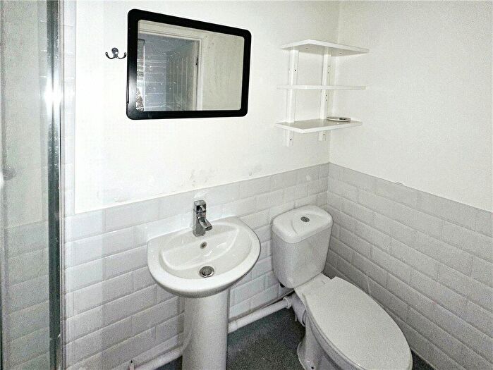2 Bedroom Apartment For Sale In Somers Road, Southsea, Hampshire, PO5