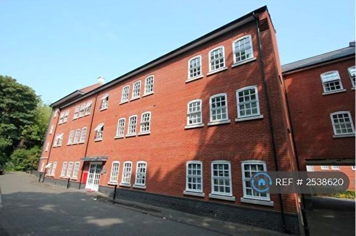 2 Bedroom Flat To Rent In Albany Gardens, Colchester, CO2