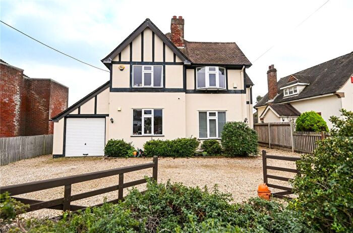 5 Bedroom Detached House For Sale In Cliffe Road, Barton On Sea, New Milton, Hampshire, BH25