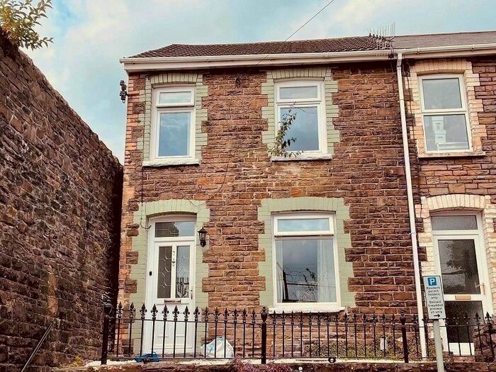 3 Bedroom End Of Terrace House To Rent In The Ropewalk Terrace, Neath, West Glamorgan., SA11