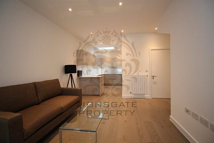 3 Bedroom Apartment To Rent In Kidbrooke Village, SE3