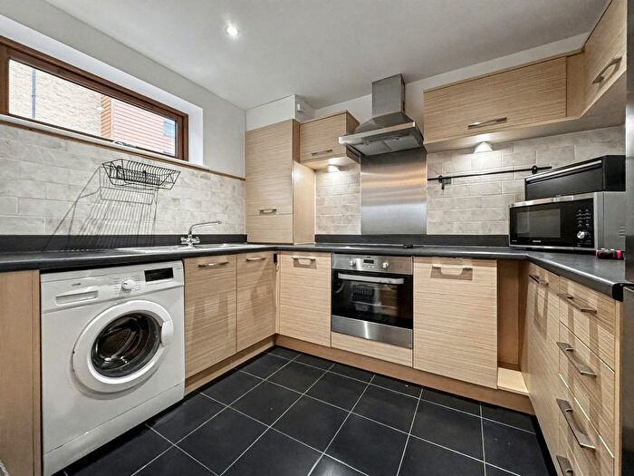 2 Bedroom Flat To Rent In Continuity Court, Greenhithe, DA9