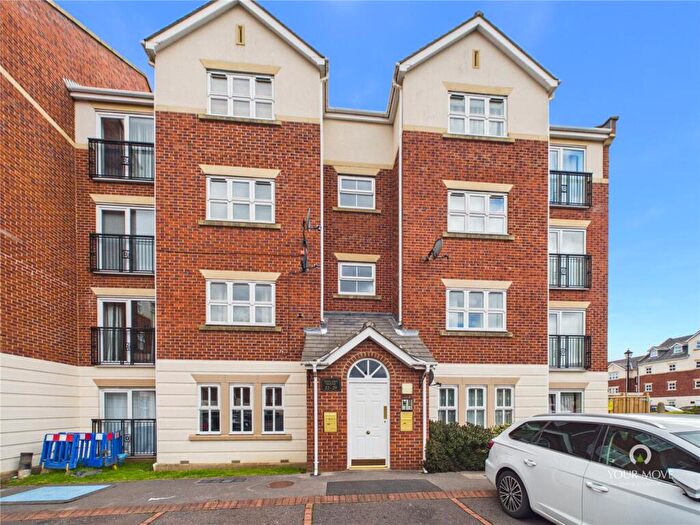 2 Bedroom Flat For Sale In Albert Court, Sunderland, Tyne And Wear, SR2
