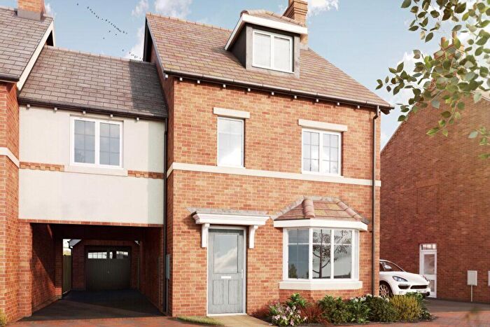 4 Bedroom Link Detached House For Sale In Houlton Way, Rugby, CV23