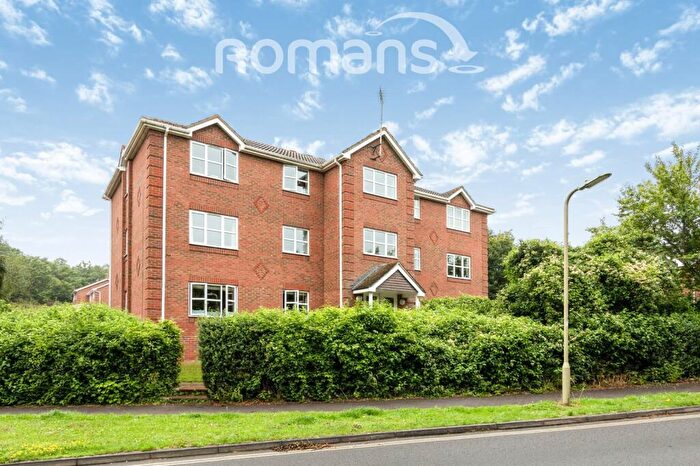 2 Bedroom Apartment For Sale In Lime Gardens, Basingstoke, Hampshire, RG21
