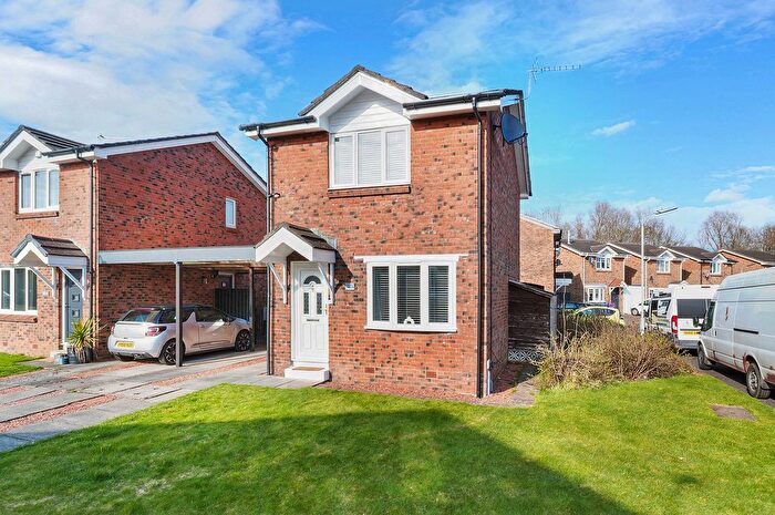 2 Bedroom Detached House For Sale In Woodhill Crescent, Girdle Toll, Irvine, KA11