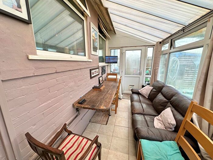 2 Bedroom Bungalow For Sale In Fernhill Avenue, Weymouth, DT4