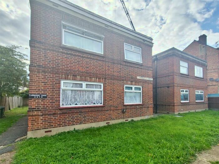 2 Bedroom Property To Rent In Cambridge Road, Kingston Upon Thames, KT1