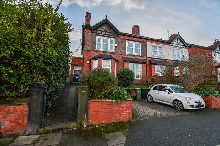 3 Bedroom Maisonette For Sale In St. Andrews Road, Prenton, Wirral, CH43
