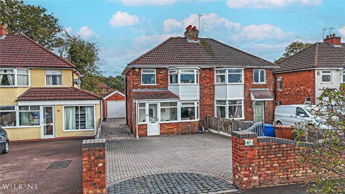 3 Bedroom Semi-Detached House For Sale In Sutton Road, Mile Oak, Tamworth, Staffordshire, B78