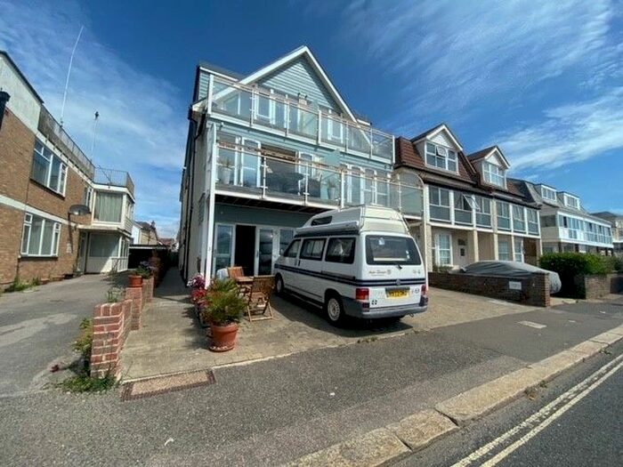 1 Bedroom Flat To Rent In Marine Drive West, Bognor Regis, PO21