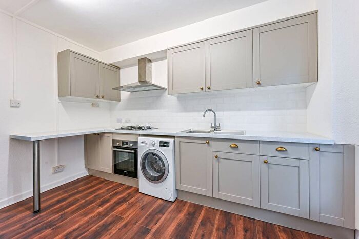2 Bedroom Flat To Rent In Ferdinand Place, Chalk Farm, London, NW1